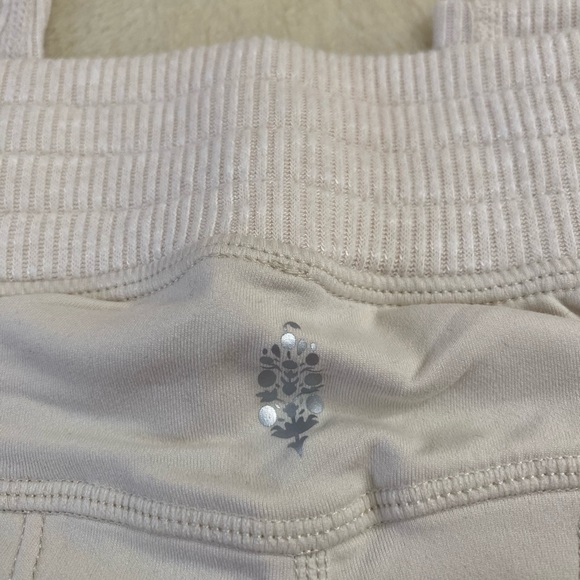 Free People Movement (Bundle) Onesie (S/XS) Leggings (S) - Picture 4 of 10